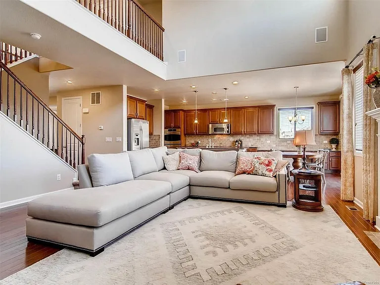 10732 Hillsboro Cir — Photo 8