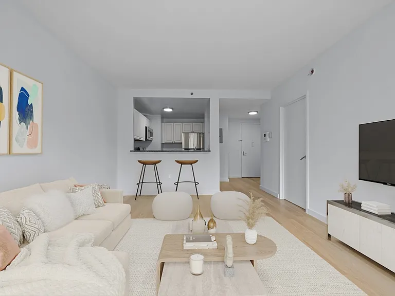 520 W 48th St #6D — Photo 1