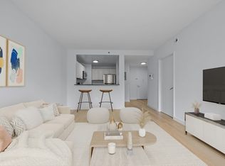 520 W 48th St APT 5-R, New York, NY 10036
