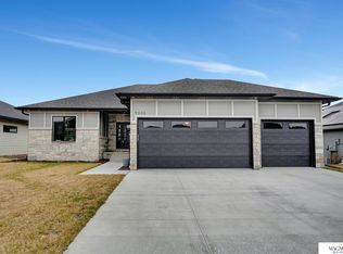 9630 Toma Rd, Lincoln, NE 68526