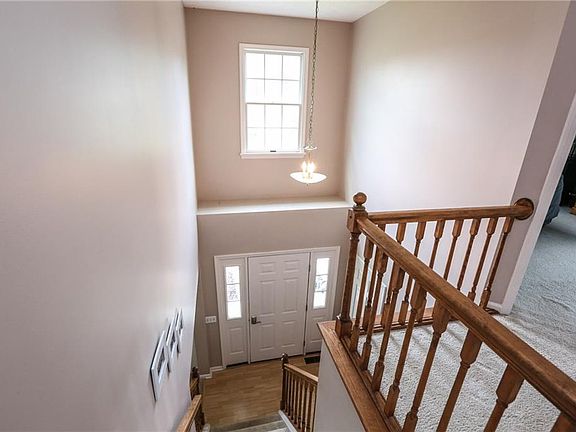 3rd image of 5922 King Hill Dr