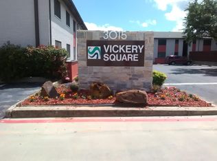 3015 W Pipeline Rd APT 201, Euless, TX 76040