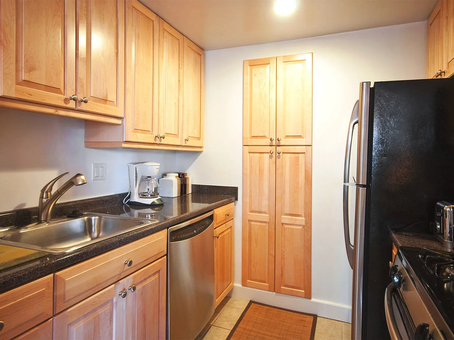 1 bed, 1.5 bath, 785 sqft, $2,995 — Photo 4
