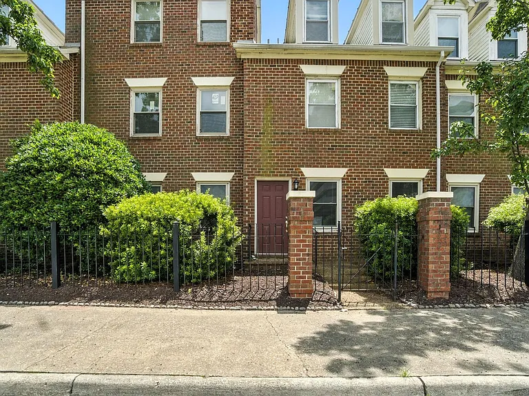 3 Lincoln St — Photo 4