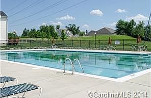 3rd image of 4166 Autumn Cove Dr
