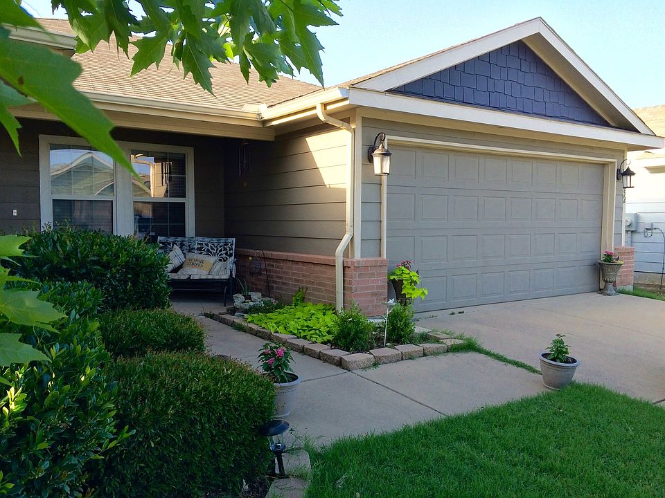 1st image of 9952 George Bush Dr