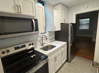 948 Court St #304, Allentown, PA 18101