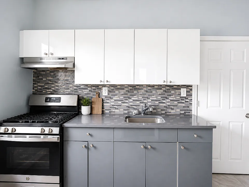 6 N 21st St #34AA
