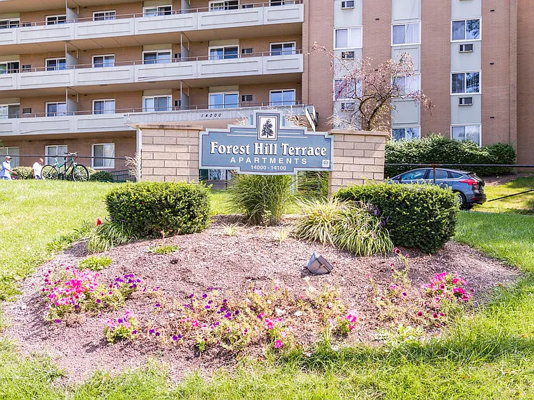 Forest Hill Terrace Apartments — Photo 3