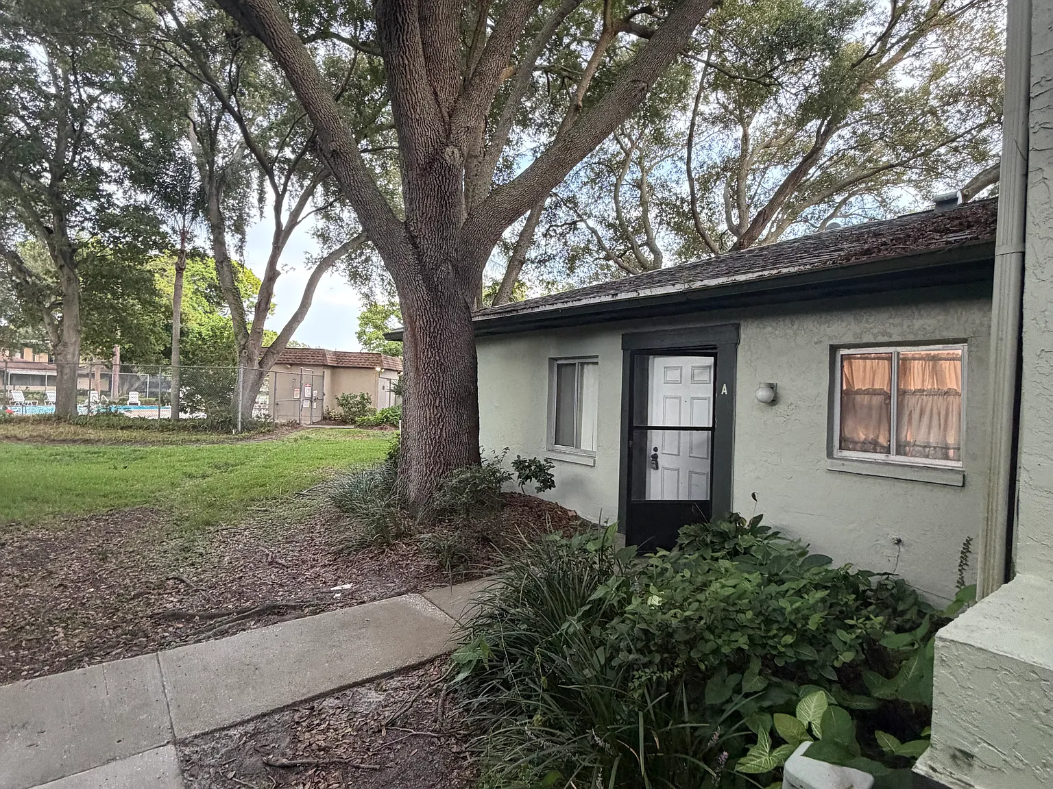 2922 Lichen Ln — Photo 2