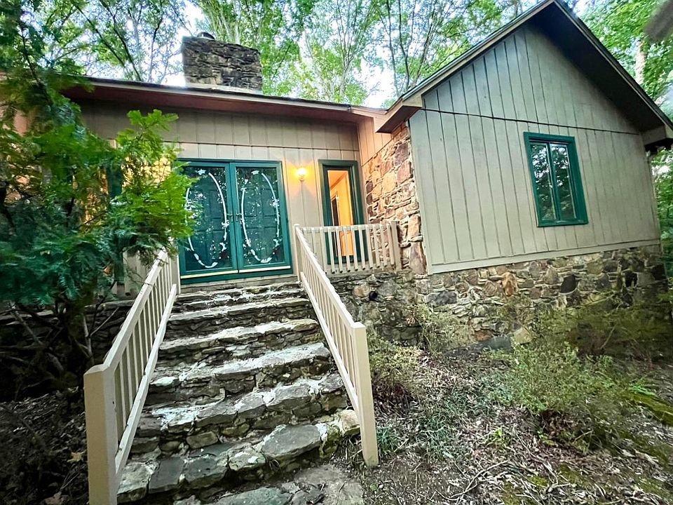 1st image of 118 Creekside Dr