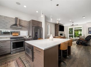 52 Reynolds Square Ln, Atlanta, GA 30307