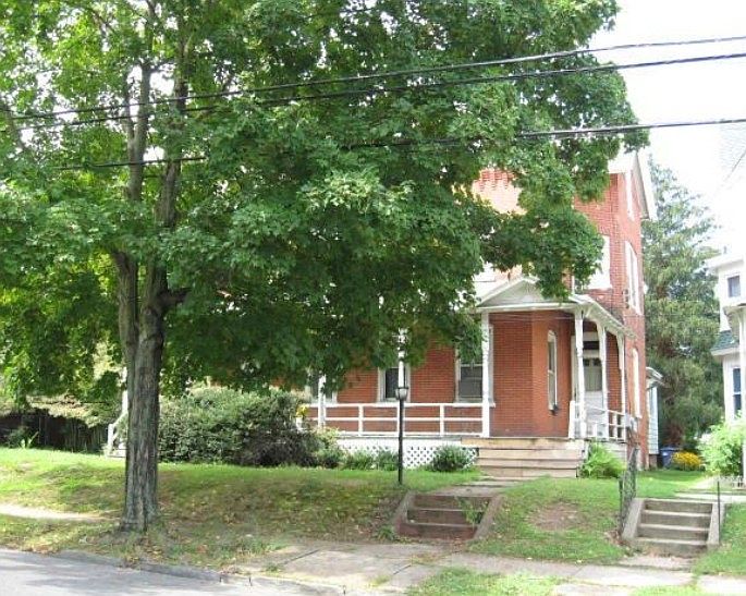 2nd image of 284 Atlantic St