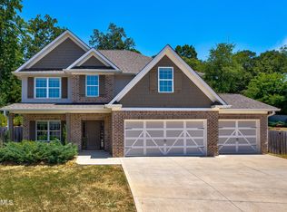 9901 Cinnamon Ln, Knoxville, TN 37923