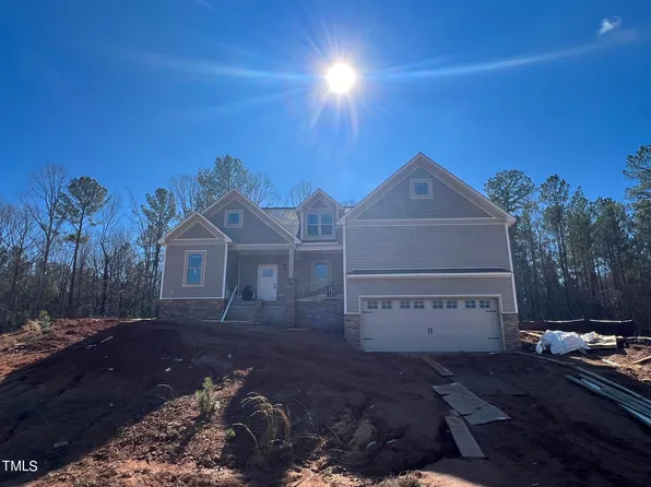 584 Dundalk Dr, Zebulon, NC 27597