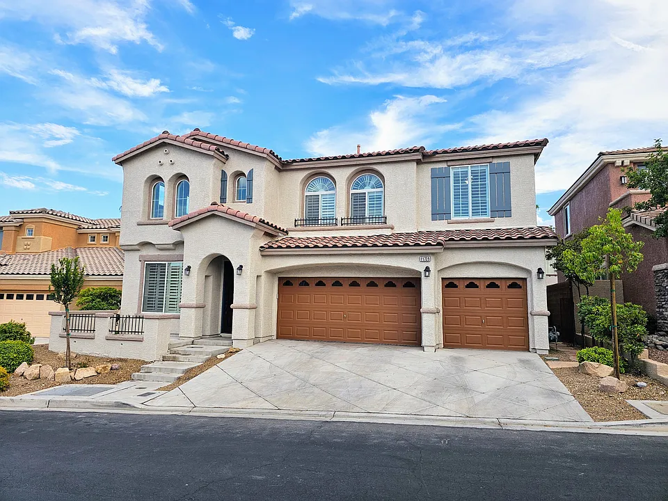 11725 Costa Blanca Ave