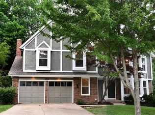 11552 Carter St, Overland Park, KS 66210