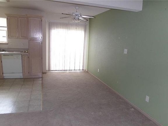 5th image of 1335 SE Norwood Dr