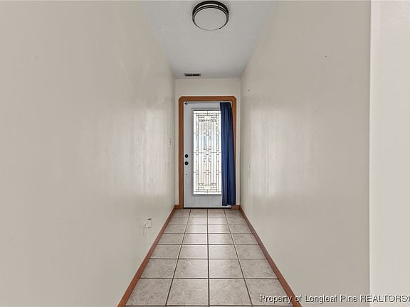 5th image of 852 Santiato Dr