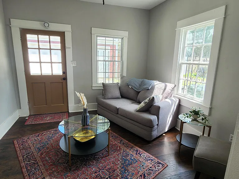517 E Anderson Ln #A — Photo 11