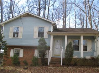 4715 Pennoak Rd, Greensboro, NC 27407