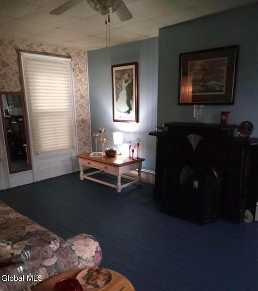 3rd image of 15 William Street