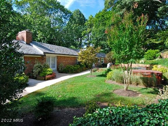 2nd image of 6535 Crosswoods Dr