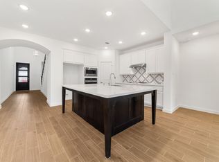 5014 Chestnut Orchard Dr, Houston, TX 77066