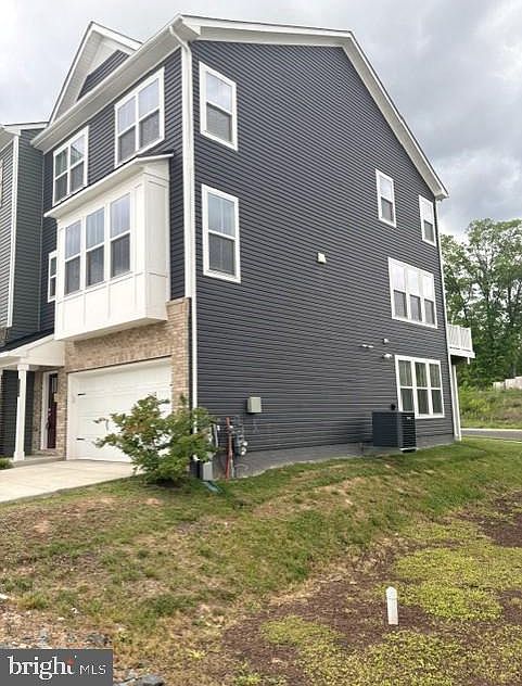 1st image of 1646 Aster Ln