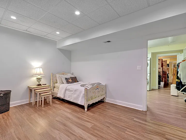 6907 Bradley Blvd — Photo 129