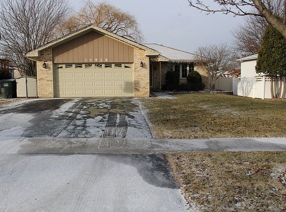 2nd image of 14928 S Arboretum Dr