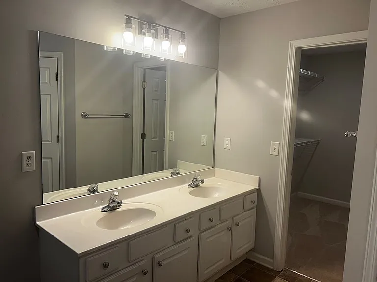 double vanity in master bath