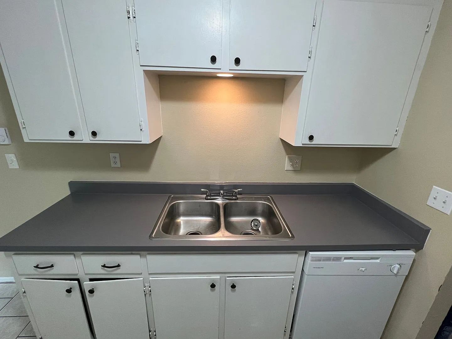 Meadow Creek Apartments — Photo 3