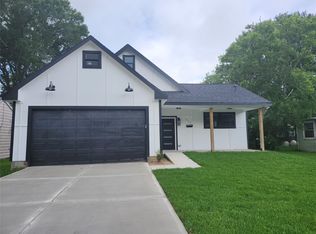 1010 Linden St, La Marque, TX 77568