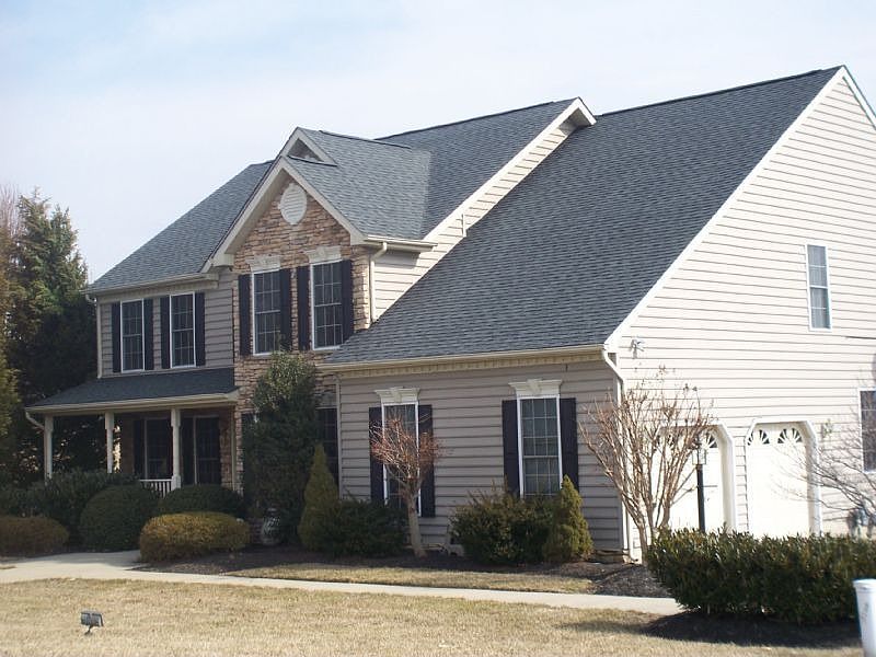1st image of 2410 Edwards Manor Dr