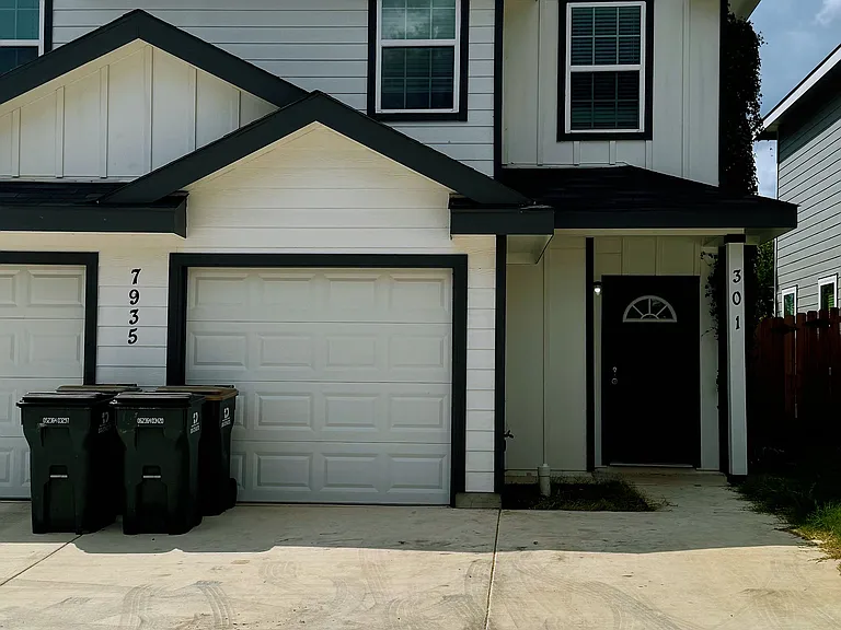 7935 Dial Ike Dr #301 — Photo 2