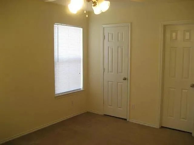701 Claremont Pkwy #A — Photo 11