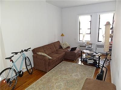 5th image of 40 W 71st St APT 3A