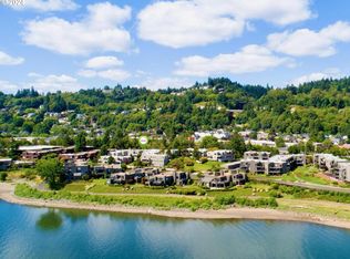 5858 S Riveridge Ln #35, Portland, OR 97239