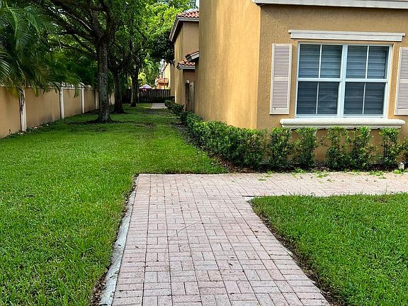4th image of 8402 NW 141st Ter APT 4006