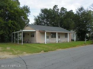 118 McArthur St, Quitman, MS 39355