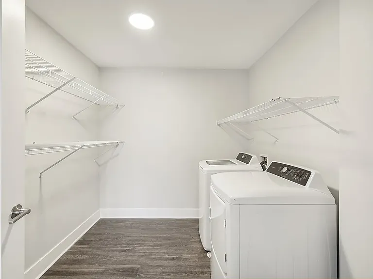 Residences at Hoffman — Photo 14