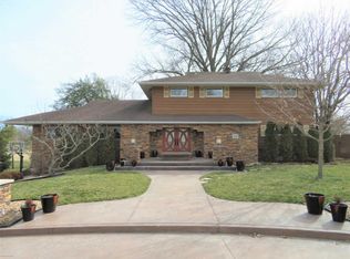 1200 S Oak St, California, MO 65018
