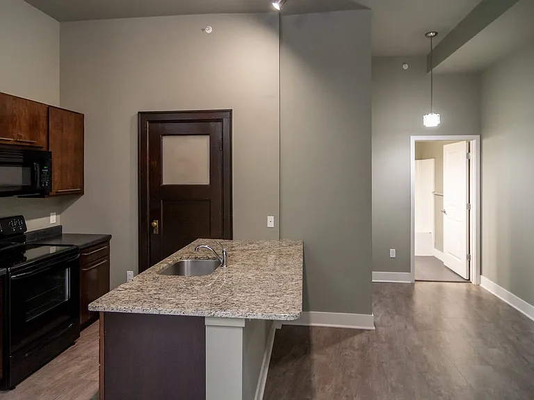 The Junction Apartments — Photo 79