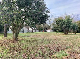 400 S Main St, Kyle, TX 78640