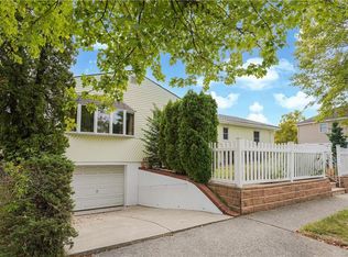 254 King St, Staten Island, NY