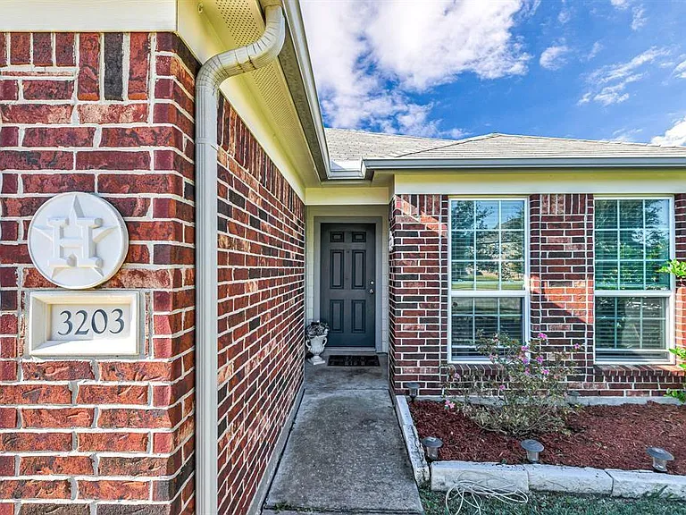 3203 Dale Ridge Trl — Photo 4