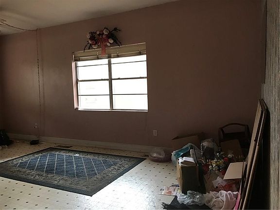 2nd image of 1210 Jonquil Dr