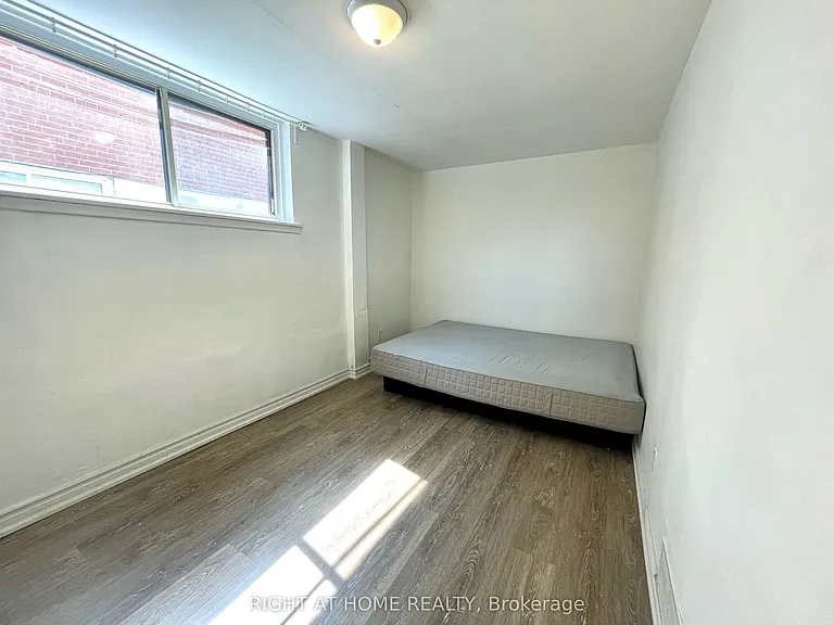 3264 Fieldgate Dr #BASEMENT — Photo 5