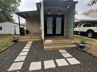 1004 W Hill St UNIT C, Fredericksburg, TX 78624